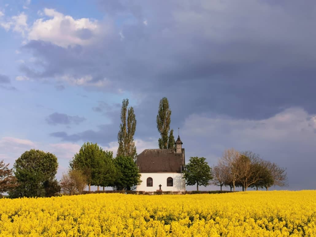 Heilig Kreuz Kapelle Mertloch im Raps