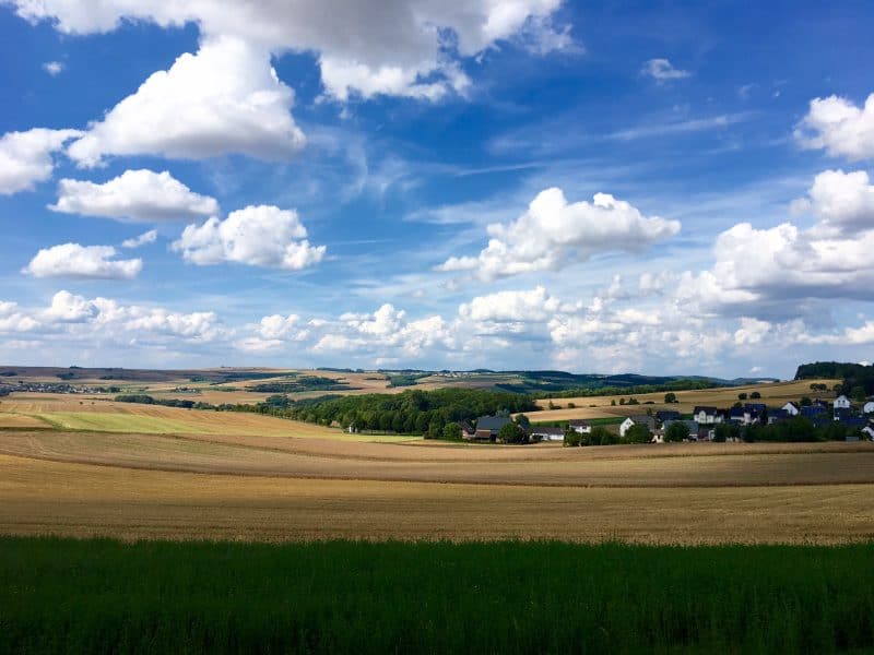 Blick von Kalt auf das Maifeld