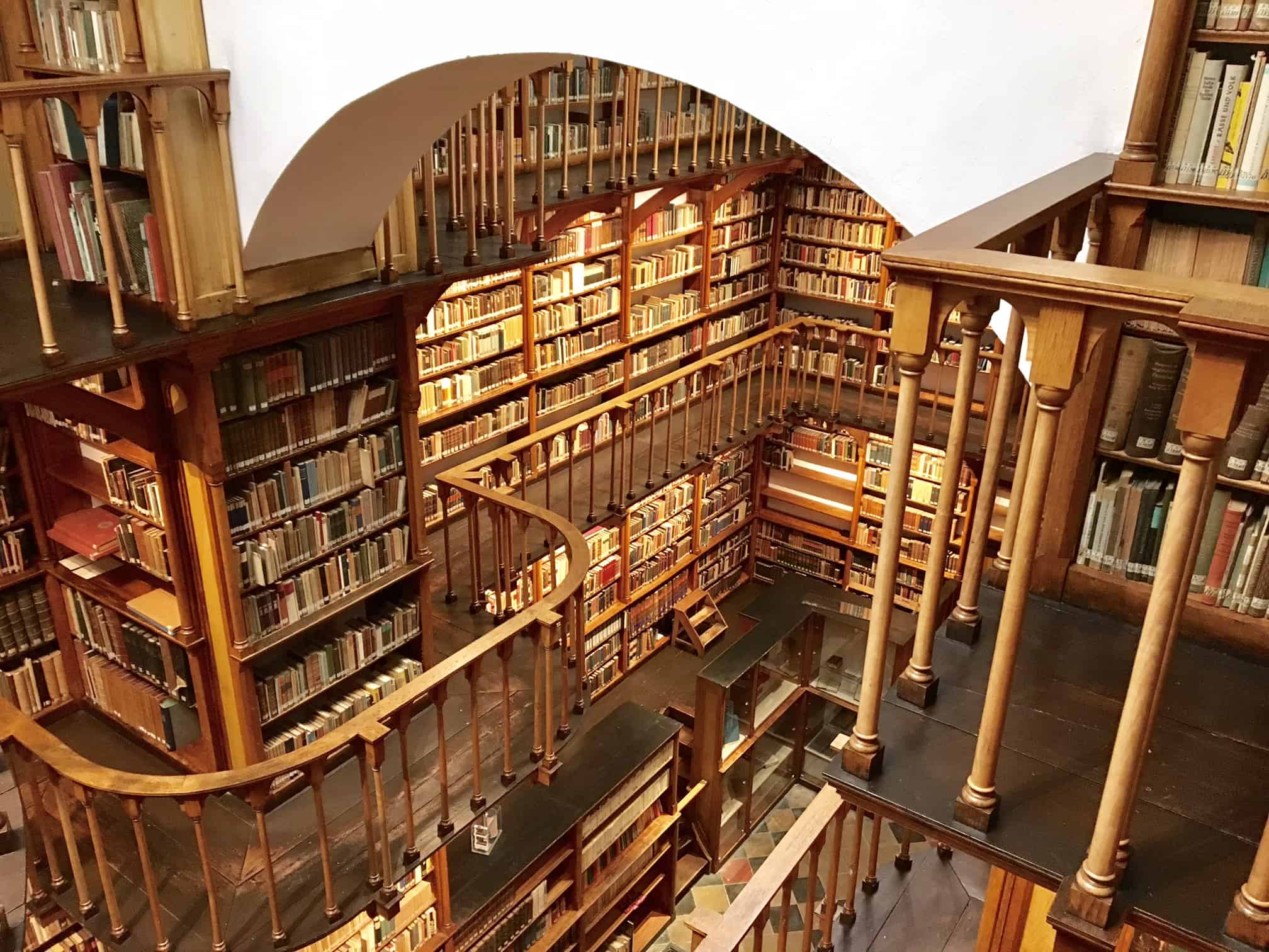 Atemberaubend Die Klosterbibliothek Von Maria Laach Meineeifel