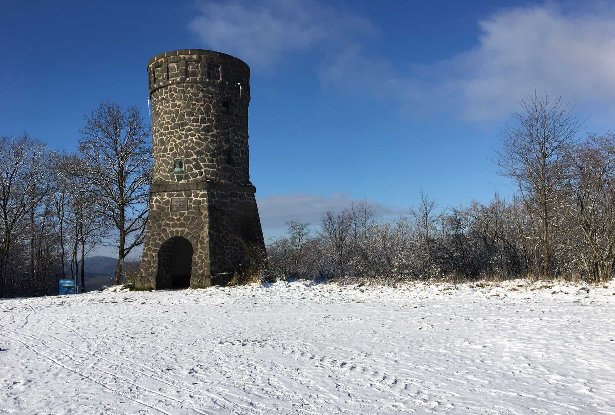 Ein Traum in Weiß - die Dauner Maare im Winter