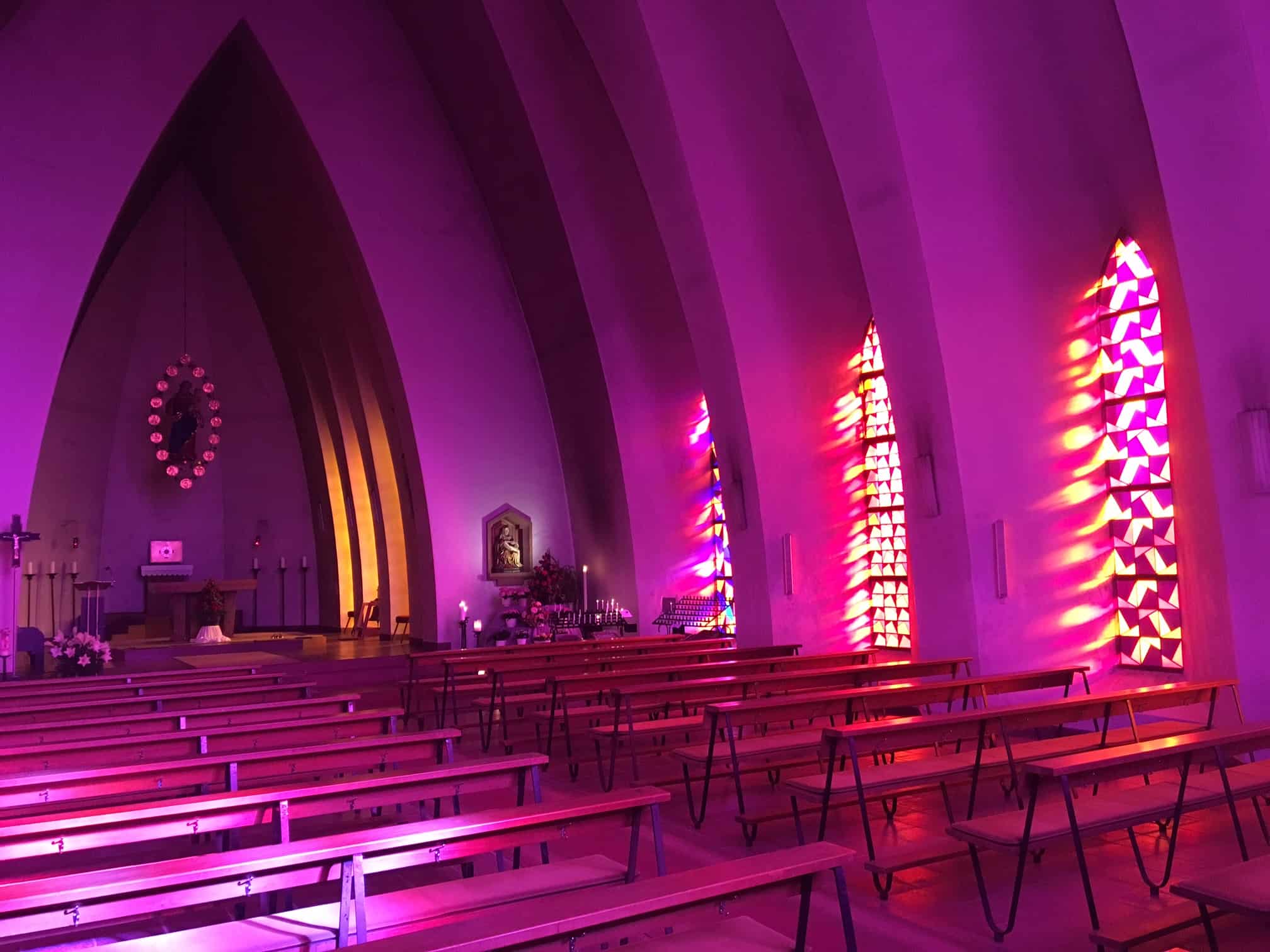 Das Lichtwunder - Die Schwanenkirche bei Roes