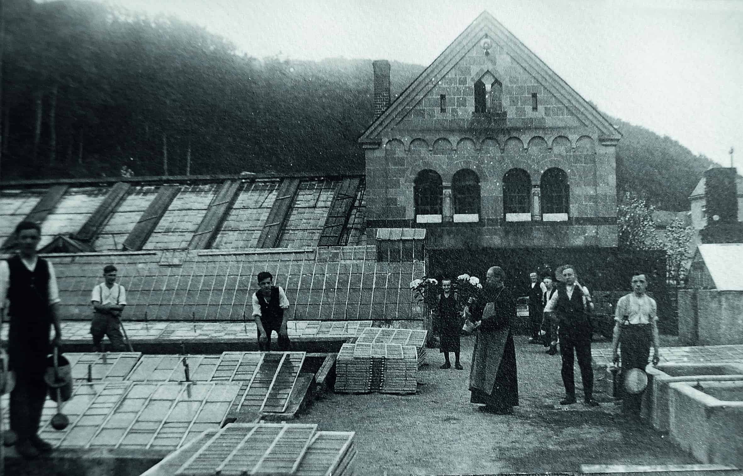 Arbeiten früher in der Klostergärtnerei Maria Laachh