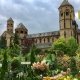 Klostergärtnerei von Maria Laach mit Abteikirche im Hintergrund