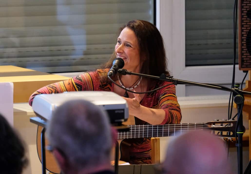 Nicole Mercier mit Lulo Reinhard in Polch