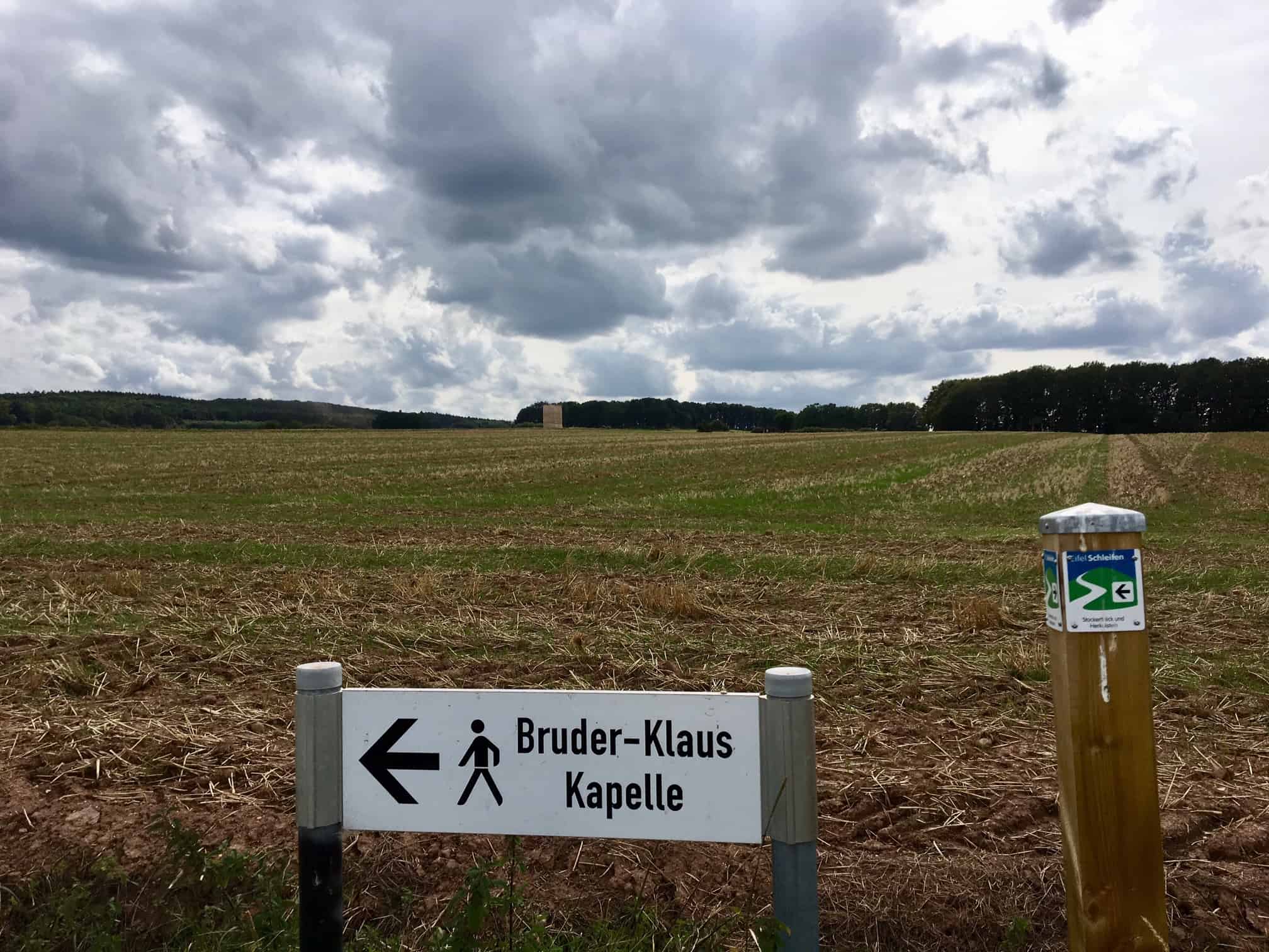 Hecken, Fachwerk, Moor und See-Kurztrip durch die Nordeifel,Bruder Klaus Feldkapelle