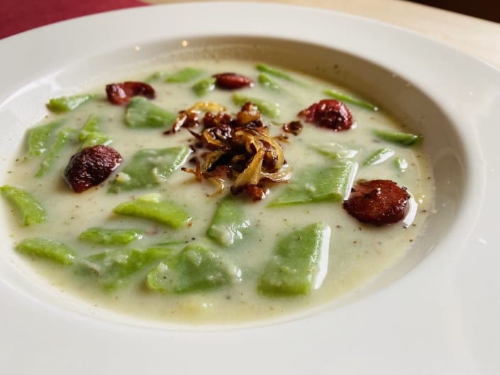 Eifeler Bohnensuppe mit Speck