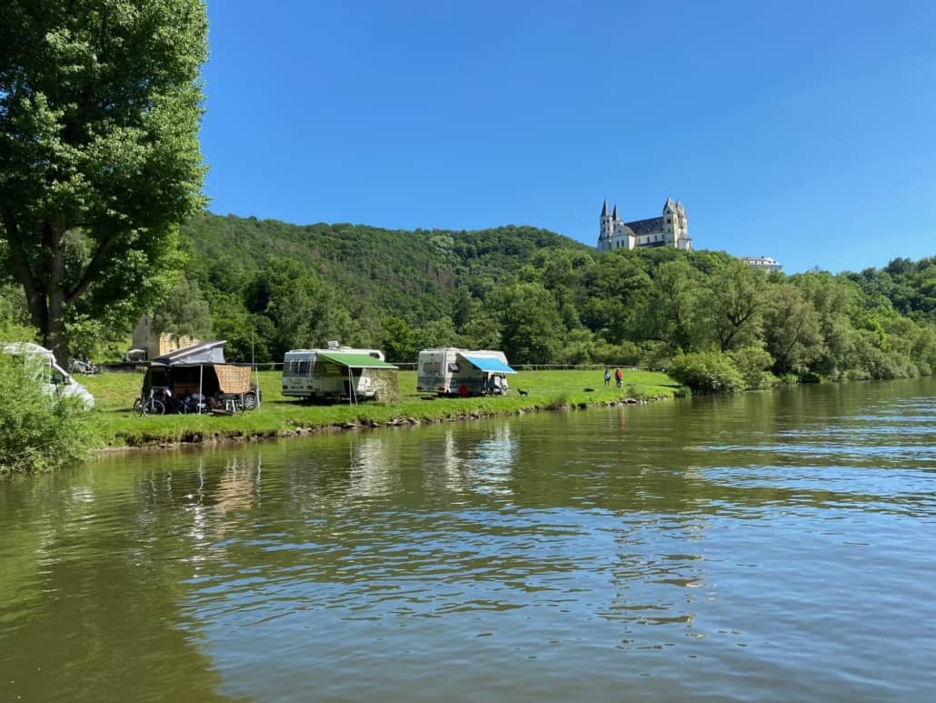 Traumhaft schön-Hausboofahrt auf der Lahn, Kloster Arnstein