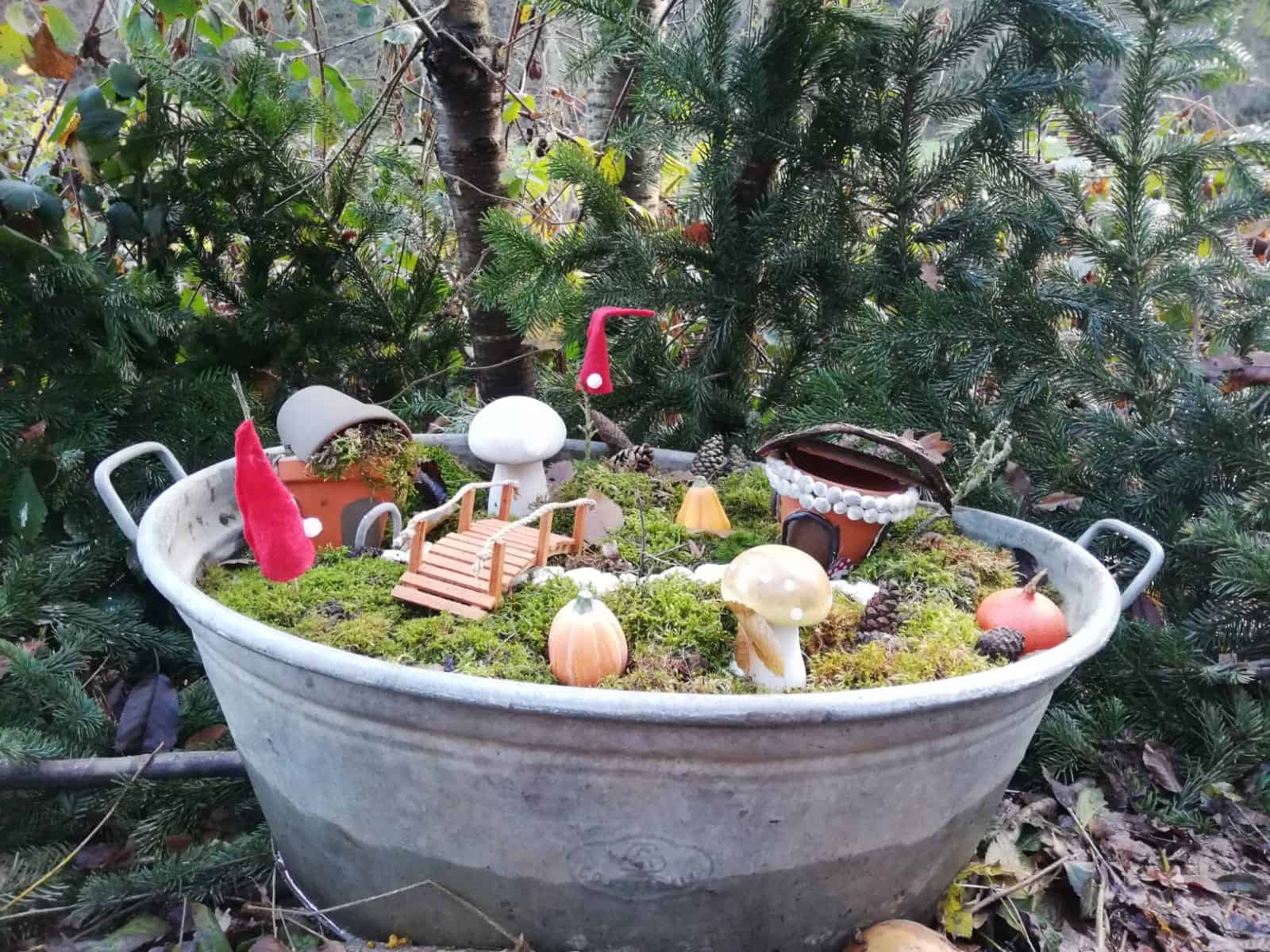 Wichtelwege und Krippenwege in der Eifel, Forst
