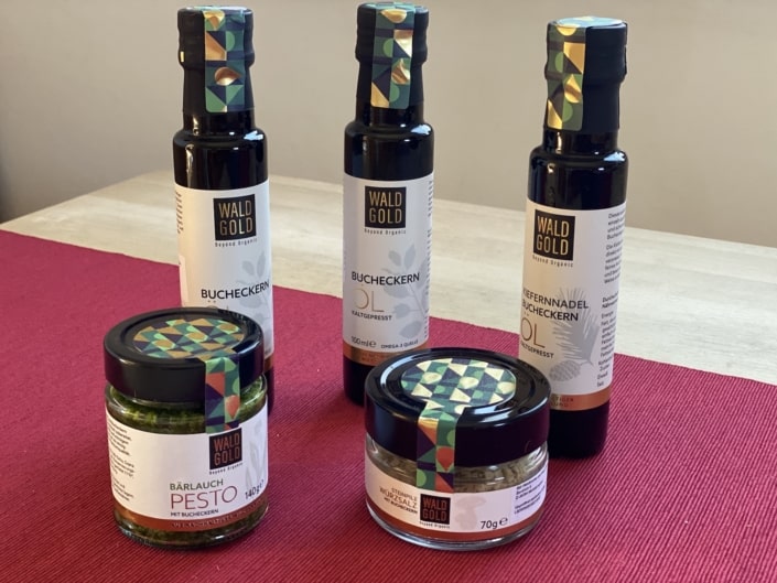 „Waldgoldprodukte“ Bucheckernöl von "Waldgold" aus Münstermaifeld