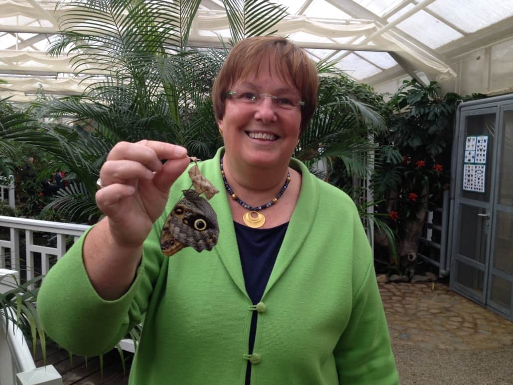 Gerlinde Blaese, Biologin im Garten der Schmetterlinge in Bendorf-Sayn
