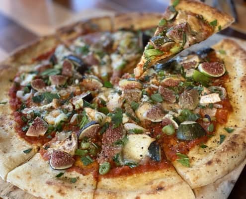 Pizza mit Feigen