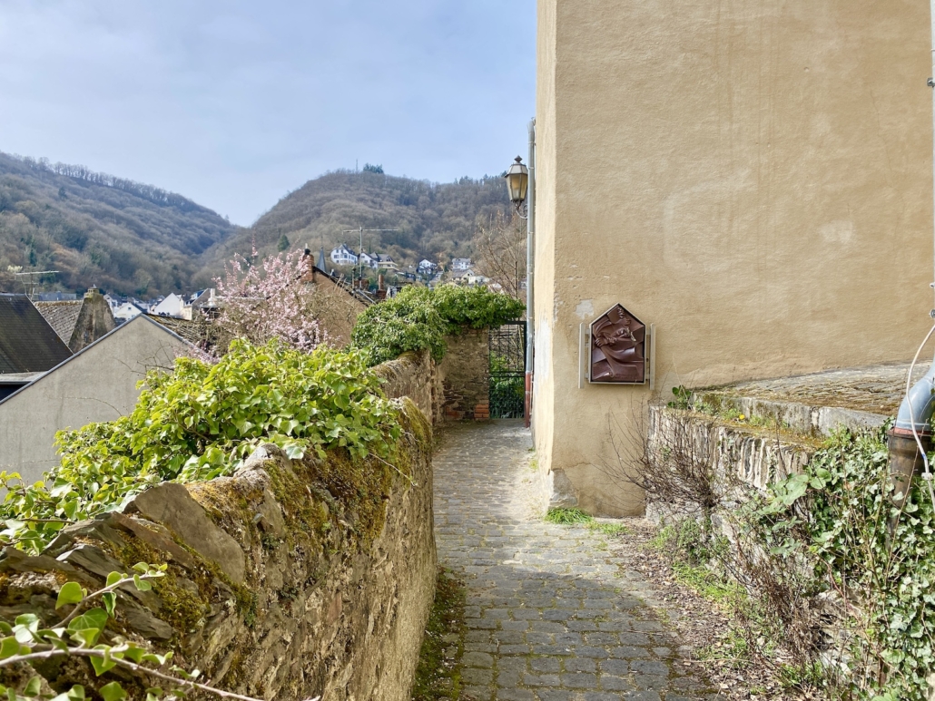 Kreuzweg Sieben Fußfälle in Cochem